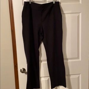 New XL Lands End Active yoga pants. Black